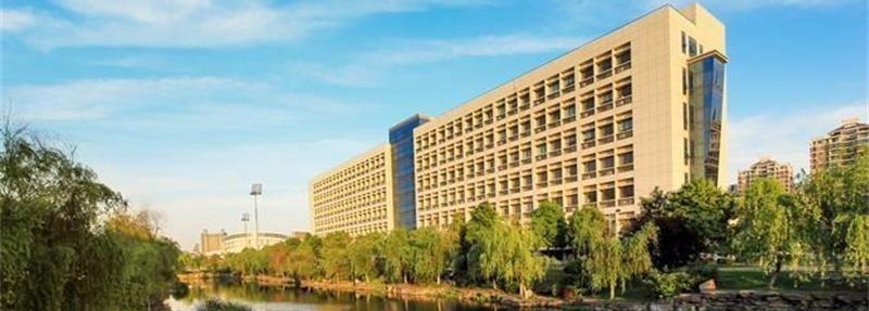 中南财经政法大学校景 中南财经政法大学校景